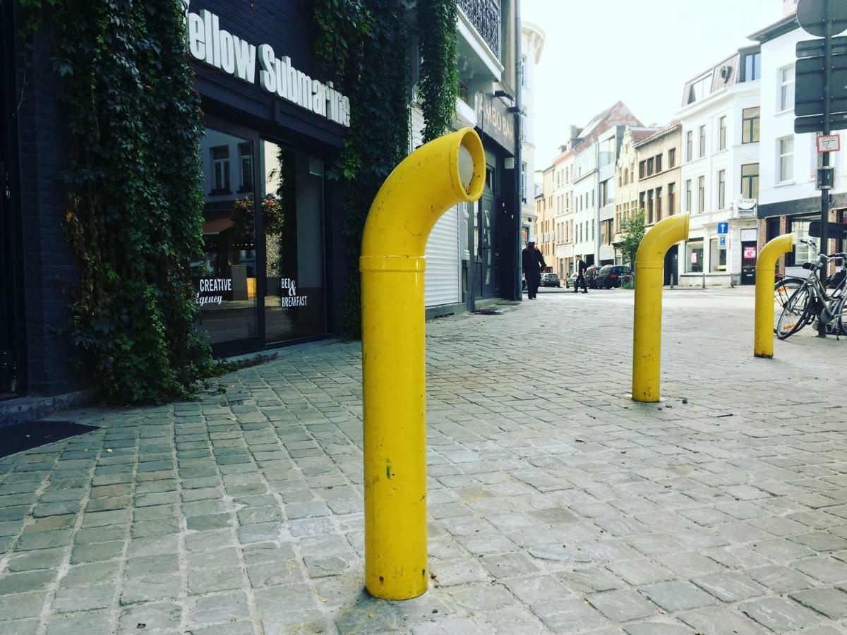 B&B Yellow Submarine Antwerpen Eksteriør bilde